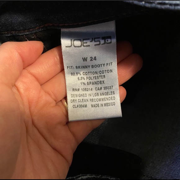 Joe’s W Skinny Booty Fit Jean - Picture 2 of 3